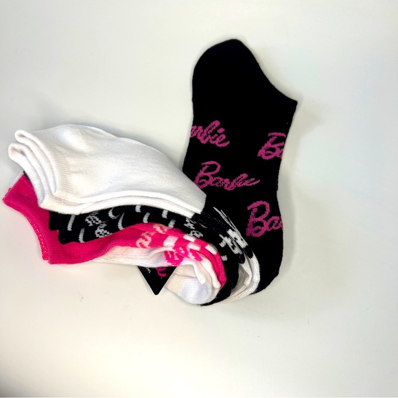 BARBIE 5 Pairs No-Show Socks Shoe Size 4-10 NWT - Picture 6 of 9